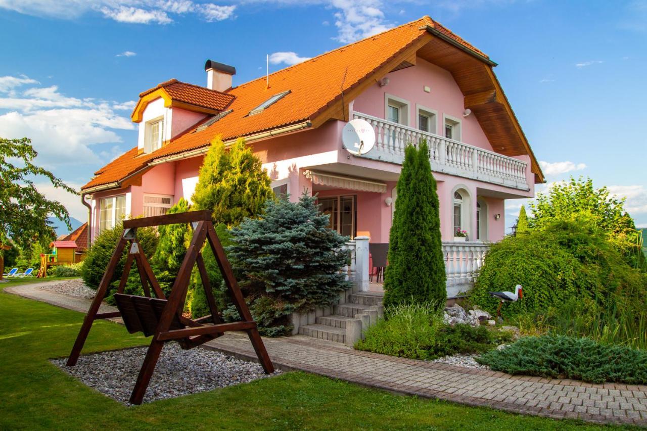 فيلا Wow Liptov Holiday House Liptovský Mikuláš المظهر الخارجي الصورة